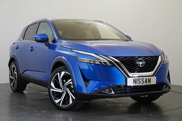 Nissan Qashqai 1.3 DIG-T MH 158 Tekna+ with Glass Roof + BOSE Audio and Drive Assist