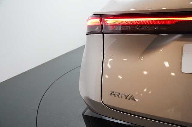 Nissan ARIYA 63KW Advance Auto with Sat Nav and 360 View Cameras