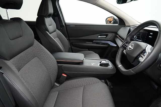 Nissan ARIYA 63KW Advance Auto with Sat Nav and 360 View Cameras