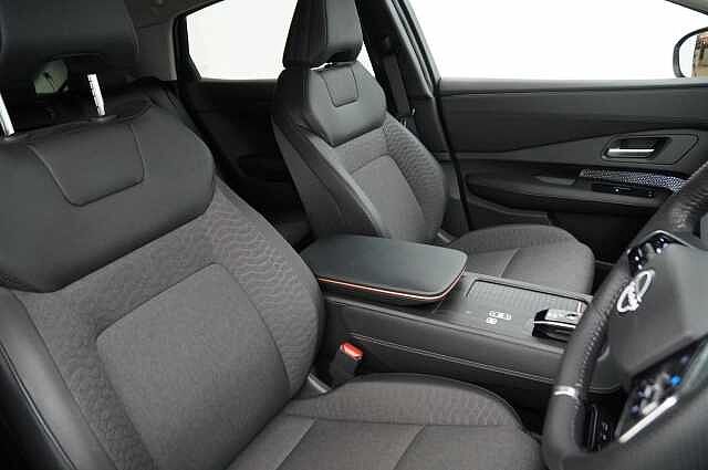 Nissan ARIYA 63KW Advance Auto with Sat Nav and 360 View Cameras