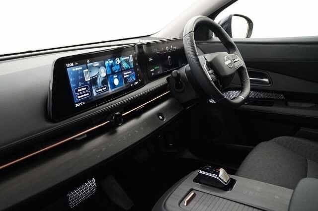 Nissan ARIYA 63KW Advance Auto with Sat Nav and 360 View Cameras