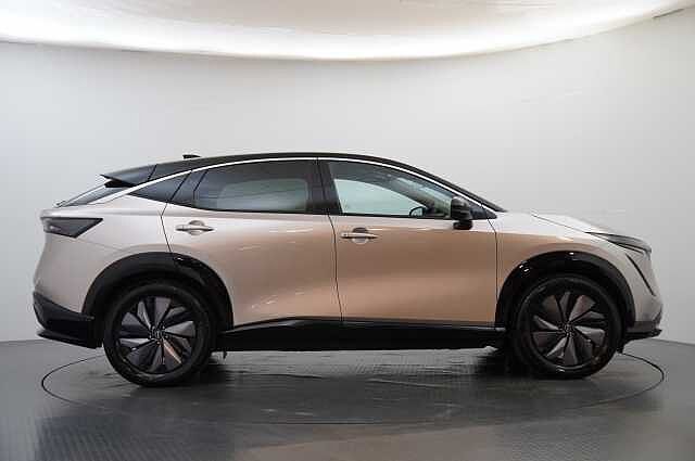 Nissan ARIYA 63KW Advance Auto with Sat Nav and 360 View Cameras