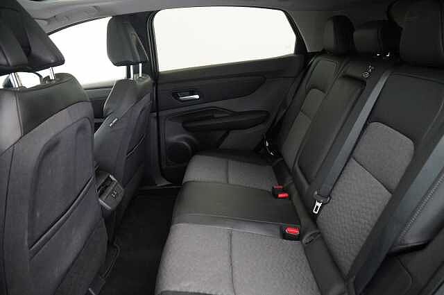 Nissan ARIYA 63KW Advance Auto with Sky Roof Pack + Sat Nav and 360 View Cameras