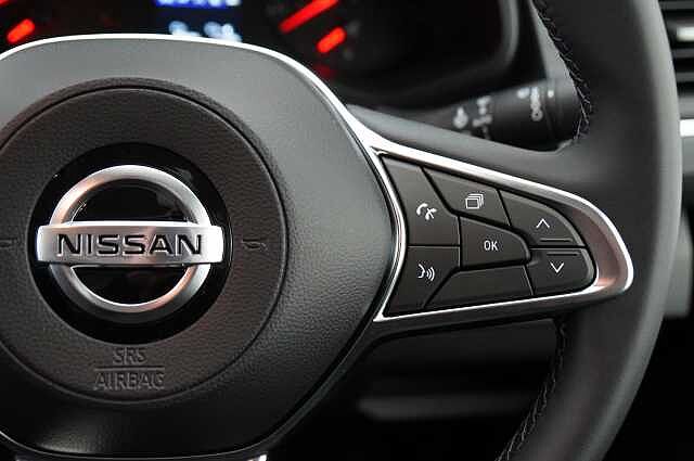 Nissan Primastar 2.0 dCi 150 Tekna Auto L1H1 3.0T Panel Van with Sat Nav and Air Con