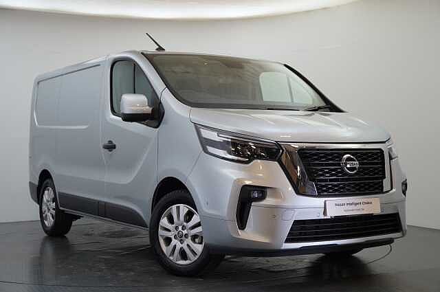 Nissan Primastar 2.0 dCi 150 Tekna Auto L1H1 3.0T Panel Van with Sat Nav and Air Con
