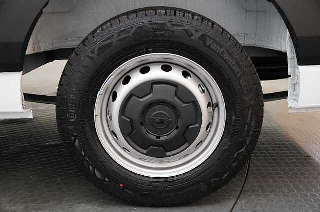 Nissan Interstar 2.0 dCi 150 Acenta L3 H2 3.5T Panel Van