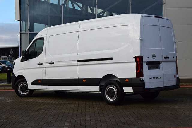 Nissan Interstar 2.0 dCi 150 Acenta L3 H2 3.5T Panel Van