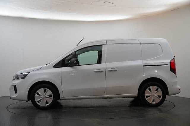 Nissan Townstar EV 45KW Tekna Auto L1 Van with Sat Nav and Rear View Camera