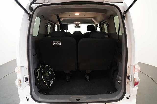 Nissan e-NV200 Combi 40KW Evalia Auto with 7 Seats and Sat Nav + Heat Pack Upgrade