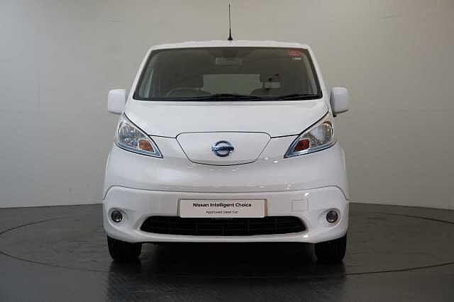 Nissan e-NV200 Combi 40KW Evalia Auto with 7 Seats and Sat Nav + Heat Pack Upgrade