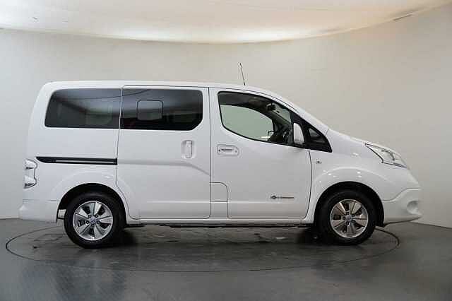 Nissan e-NV200 Combi 40KW Evalia Auto with 7 Seats and Sat Nav + Heat Pack Upgrade