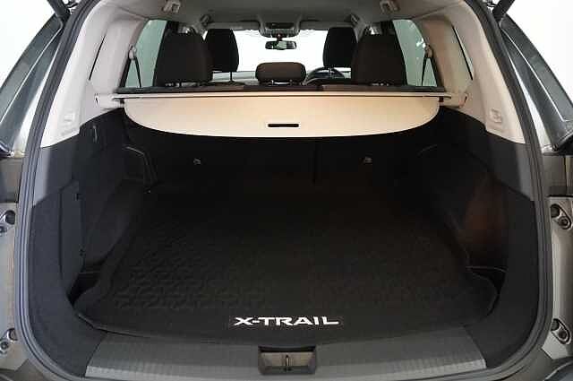 Nissan X-Trail 1.5 VC-T MH 163 N-Connecta X-Tronic Auto with 5 Seats + Nav and 360 Cameras