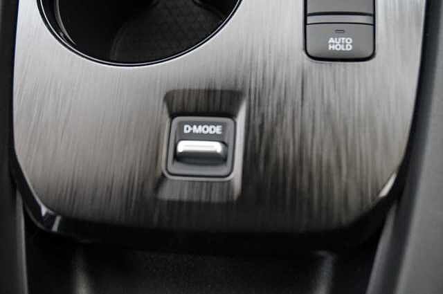 Nissan X-Trail 1.5 VC-T MH 163 N-Connecta X-Tronic Auto with 5 Seats + Nav and 360 Cameras