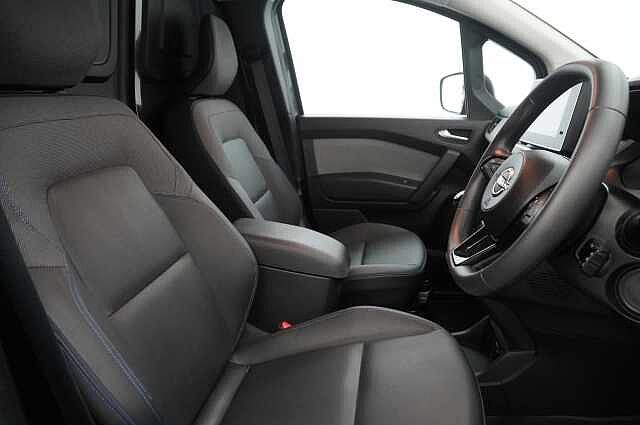 Nissan Townstar 1.3 TCE 130 Tekna L1 Panel Van with Air Con + Sat Nav and Rear Camera