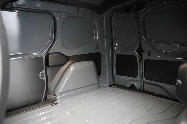 Nissan Townstar 1.3 TCE 130 Tekna L1 Panel Van with Air Con + Sat Nav and Rear Camera