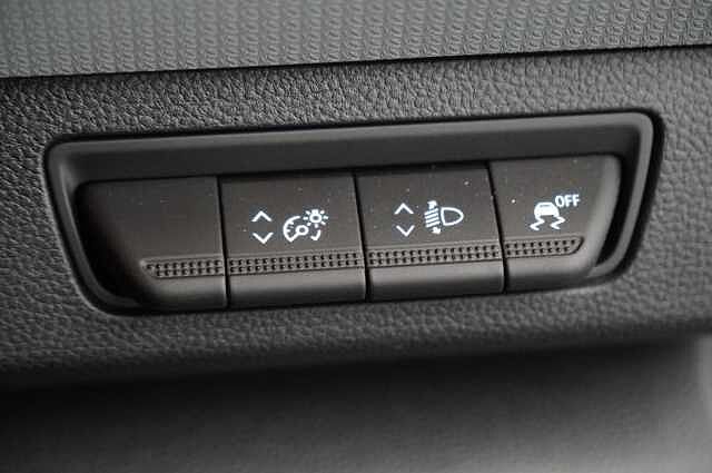 Nissan Townstar 1.3 TCE 130 Tekna L1 Panel Van with Air Con + Sat Nav and Rear Camera