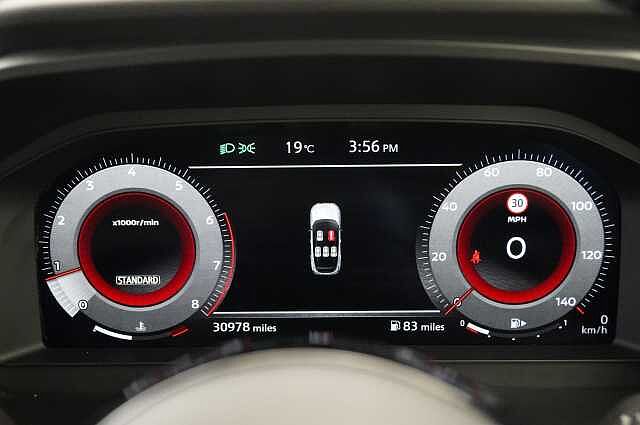 Nissan Qashqai 1.3 DIG-T MH 140 Premiere Edition with Glass Roof + Drive Assist Technology