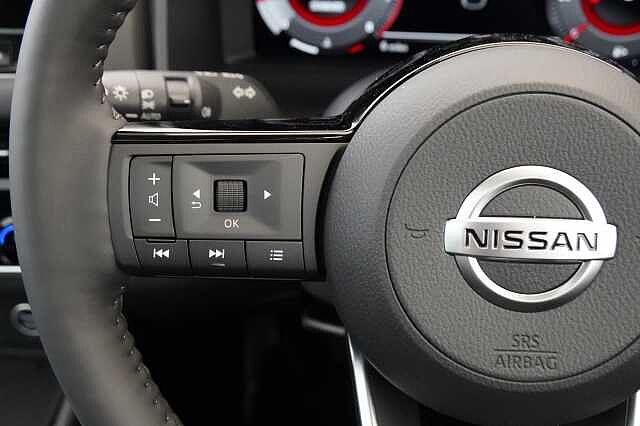 Nissan Qashqai 1.3 DIG-T MH 140 Premiere Edition with Glass Roof + Drive Assist Technology