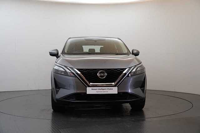 Nissan Qashqai 1.3 DIG-T MH 140 Acenta Premium with Rear View Camera and Intelligent Key