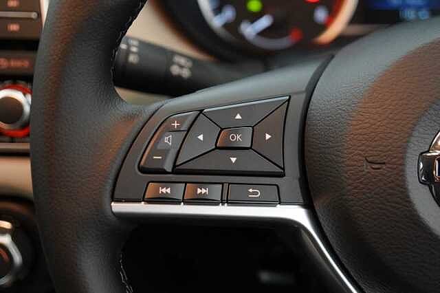 Nissan Micra 1.0 IG-T 92 Tekna with BOSE Audio + Nav and 360 Around View Cameras