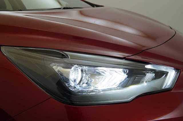 Nissan Micra 1.0 IG-T 92 Tekna with BOSE Audio + Nav and 360 Around View Cameras