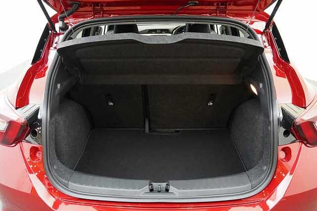 Nissan Micra 1.0 IG-T 92 Tekna with BOSE Audio + Nav and 360 Around View Cameras