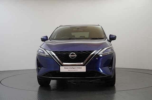 Nissan Qashqai 1.3 DIG-T  MH 140 Tekna with Glass Roof and Drive Assist Technology