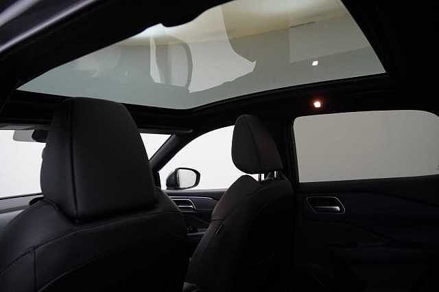 Nissan Qashqai 1.3 DIG-T MH 158 2WD Tekna+ X-Tronic Auto with BOSE and Pro Pilot Assist