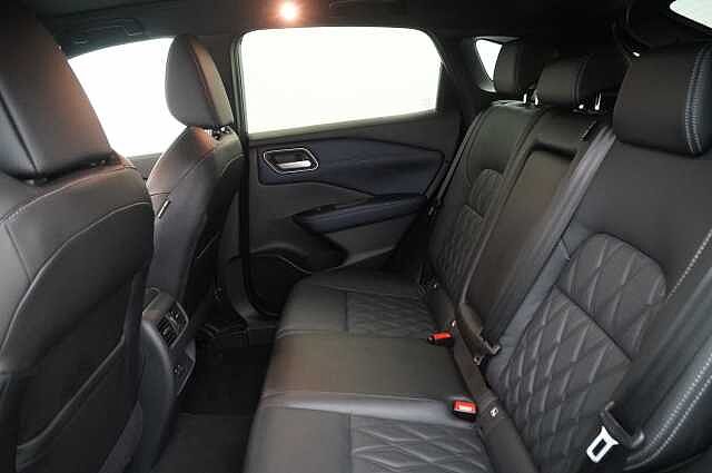 Nissan Qashqai 1.3 DIG-T MH 158 2WD Tekna+ X-Tronic Auto with BOSE and Pro Pilot Assist