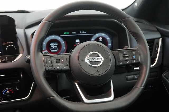 Nissan Qashqai 1.3 DIG-T MH 158 2WD Tekna+ X-Tronic Auto with BOSE and Pro Pilot Assist