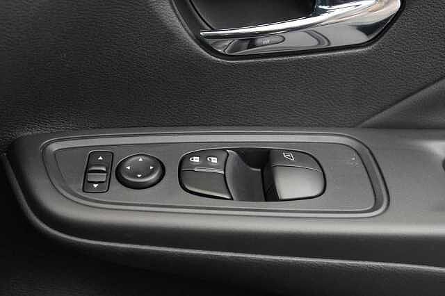 Nissan Micra 1.0 IG-T 92 Acenta with Air Con And Apple + Android Integration