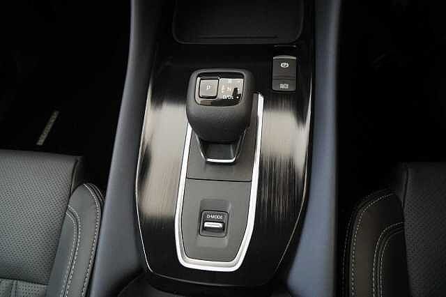 Nissan Qashqai 1.3 DIG-T MH 158 2WD Tekna+ X-Tronic Auto with Pro Pilot and BOSE Audio