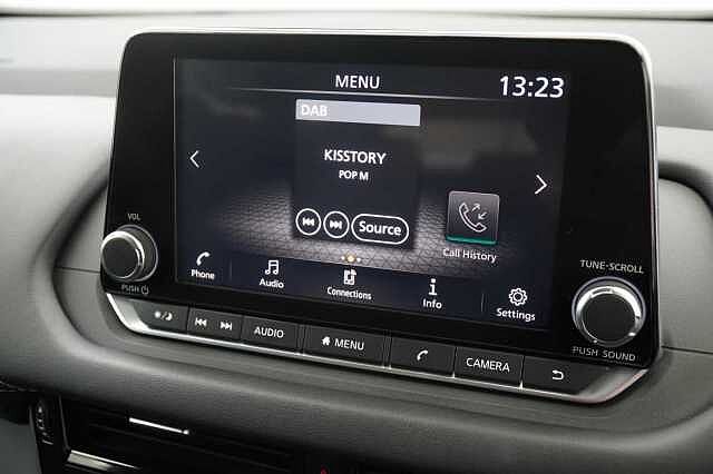 Nissan Qashqai 1.3 DIG-T MH 158 Acenta Premium X-Tronic Auto with Rear View Camera