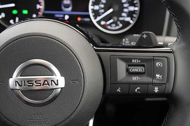 Nissan Qashqai 1.3 DIG-T MH 158 Acenta Premium X-Tronic Auto with Rear View Camera