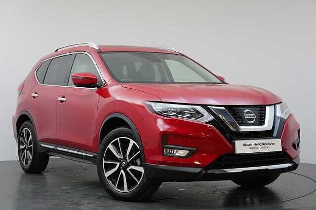 Nissan X-Trail 1.6 dCi 130 2WD Tekna with 5 Seats and BOSE Audio + Detachable Tow Bar