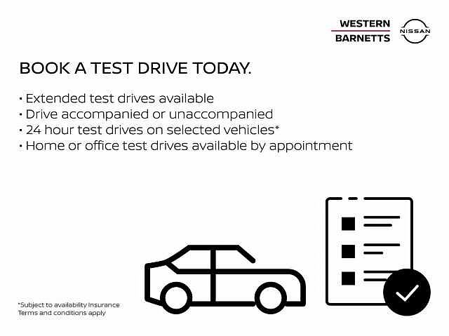 Nissan Qashqai 1.3 DIG-T 160 N-Connecta DCT Auto with Nav + 360 Cameras and Glass Roof