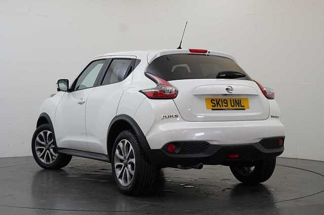 Nissan Juke 1.6 112 Tekna X-Tronic Auto with BOSE Audio + Sat Nav and 360 View Cameras