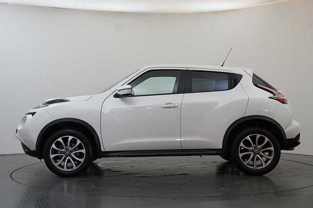 Nissan Juke 1.6 112 Tekna X-Tronic Auto with BOSE Audio + Sat Nav and 360 View Cameras