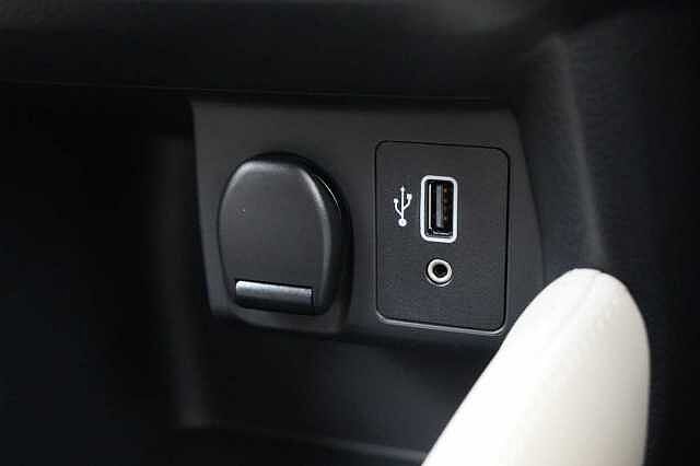 Nissan Micra 1.0 IG-T 92 Tekna X-Tronic Auto with BOSE + Sat Nav and 360 View Cameras