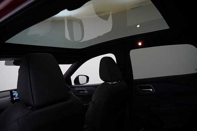 Nissan Qashqai 1.3 DIG-T MH 140 Tekna with Glass Roof and Drive Assist Technology