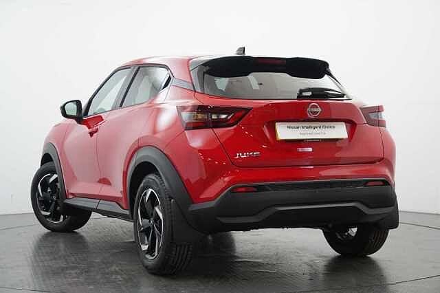 Nissan Juke 1.0 DIG-T 114 N-Connecta with Sat Nav and Rear View Camera
