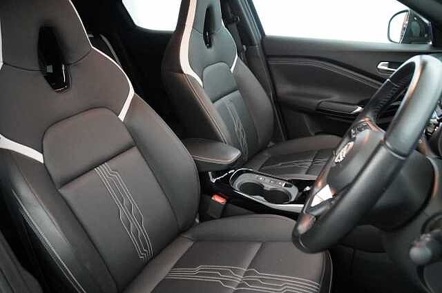 Nissan Juke 1.6 143 HEV Hybrid Premiere Edition Auto with Sat Nav and Rear View Camera