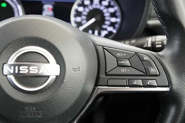 Nissan Juke 1.6 143 HEV Hybrid Premiere Edition Auto with Sat Nav and Rear View Camera