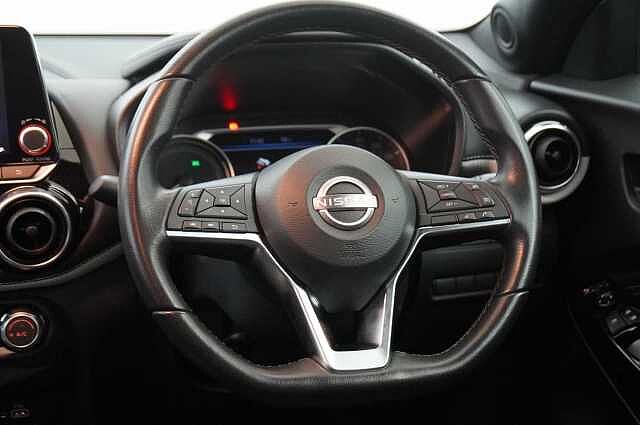 Nissan Juke 1.6 143 HEV Hybrid Premiere Edition Auto with Sat Nav and Rear View Camera