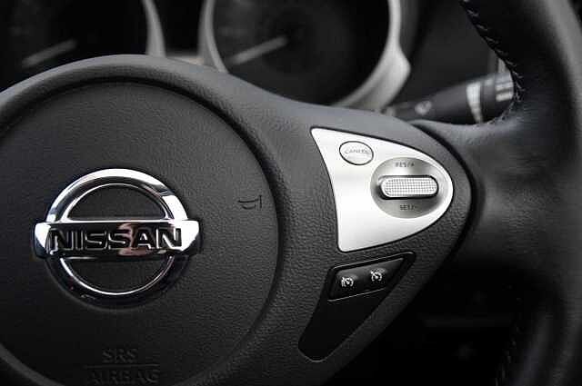 Nissan Juke 1.6 112 Acenta with Auto Air Con and Rear Parking Sensors