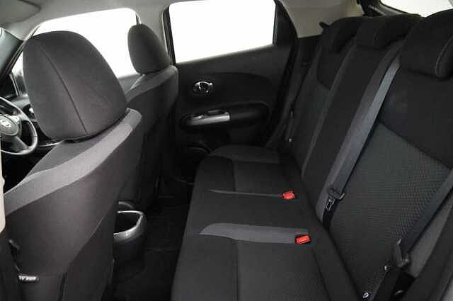 Nissan Juke 1.6 112 Acenta with Auto Air Con and Rear Parking Sensors