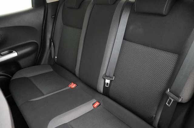 Nissan Juke 1.6 112 Acenta with Auto Air Con and Rear Parking Sensors