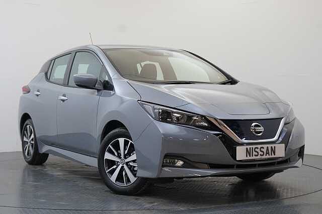 Nissan LEAF 40KW Acenta Auto with Rear View Camera and Apple + Android Integration